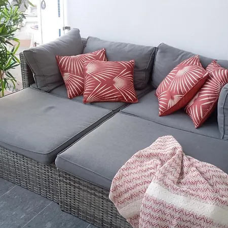 Naos Apartment