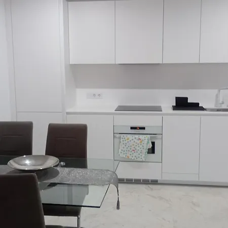 Naos Apartment *